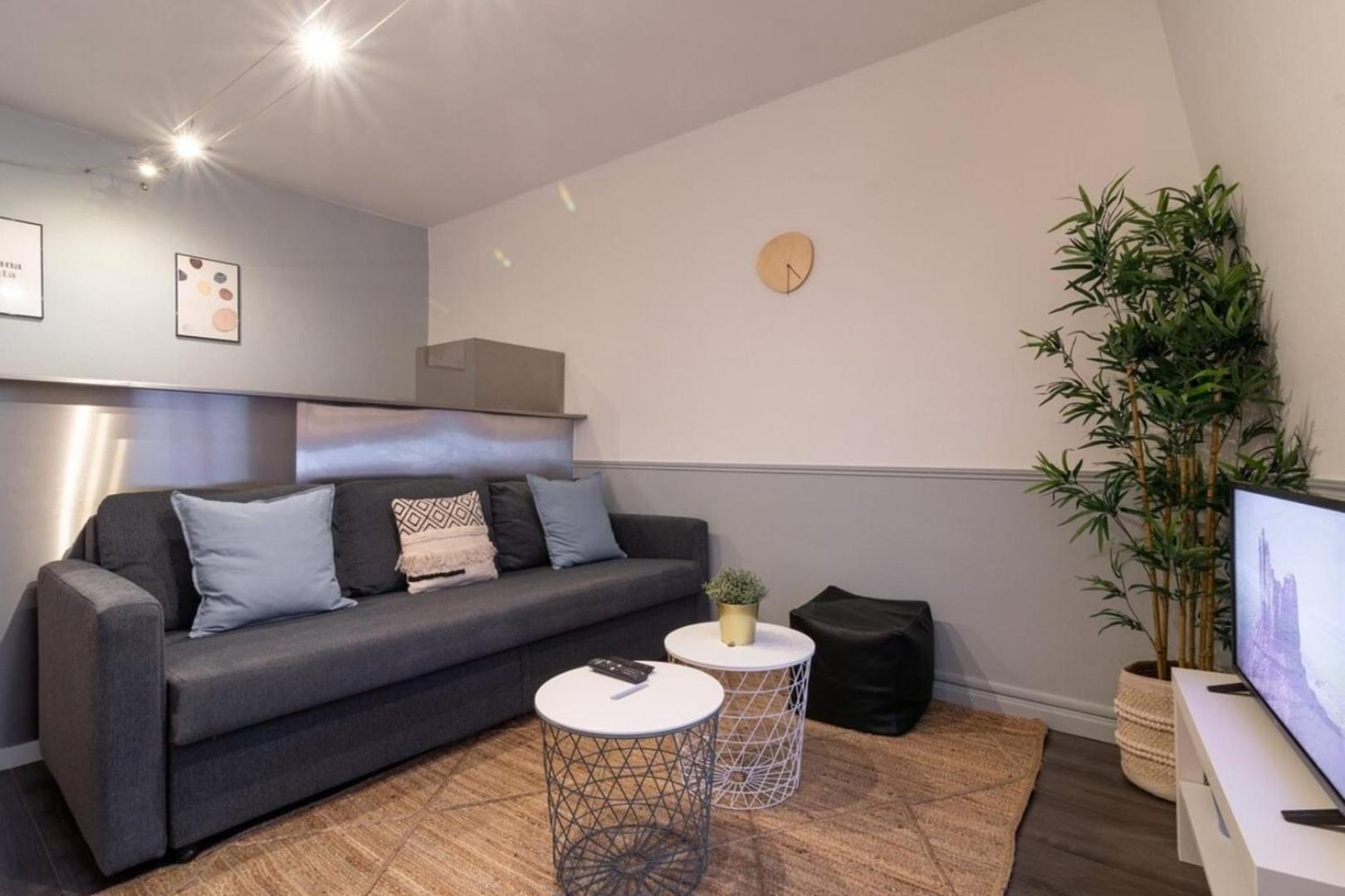 Apartment Near The Train Station Ouigo Tgv トゥールコワン エクステリア 写真